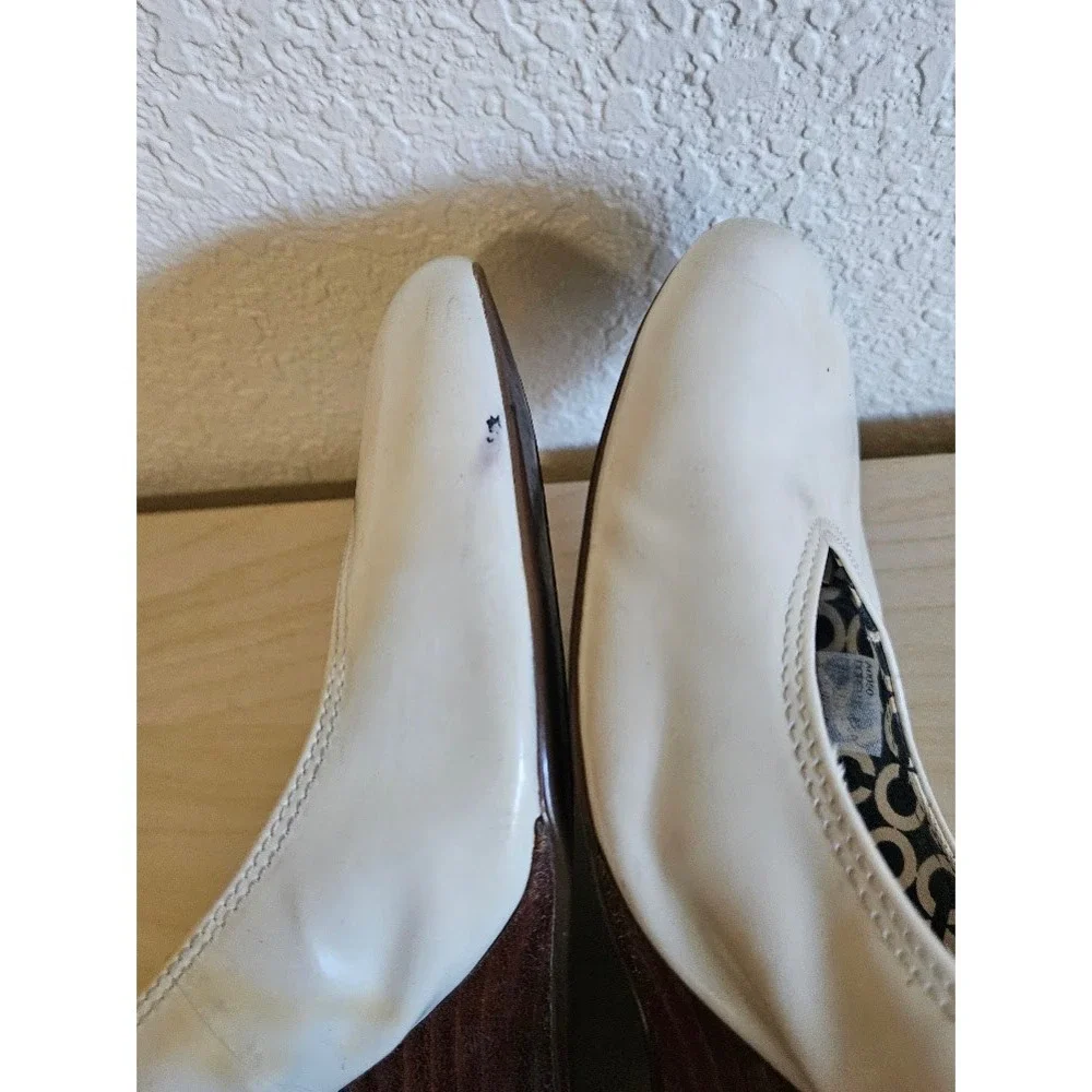 Coach noticeable wear